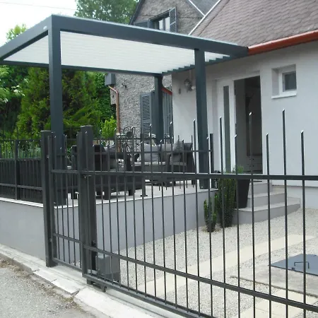 Levendula Nyaralo * Csopak