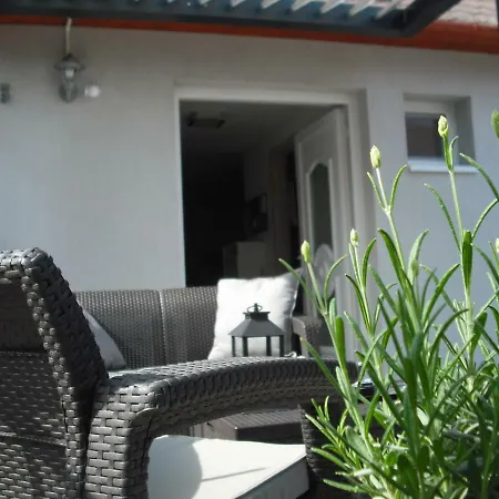 Levendula Nyaralo Holiday home *