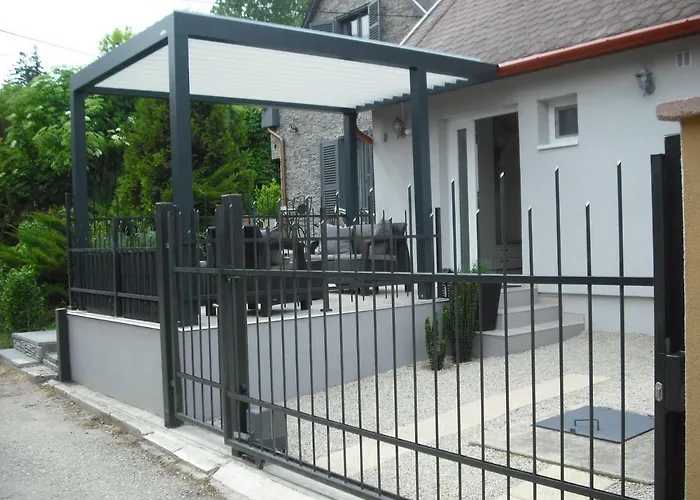 Levendula Nyaralo * Csopak