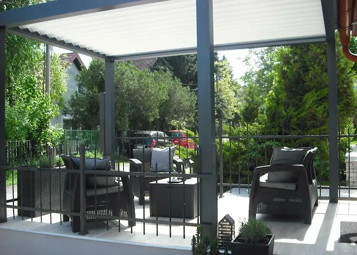 Semesterbostad Levendula Nyaralo *